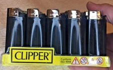 Clipper/Brio Black  Silver Cap  Disposable Lighters  (50) Display