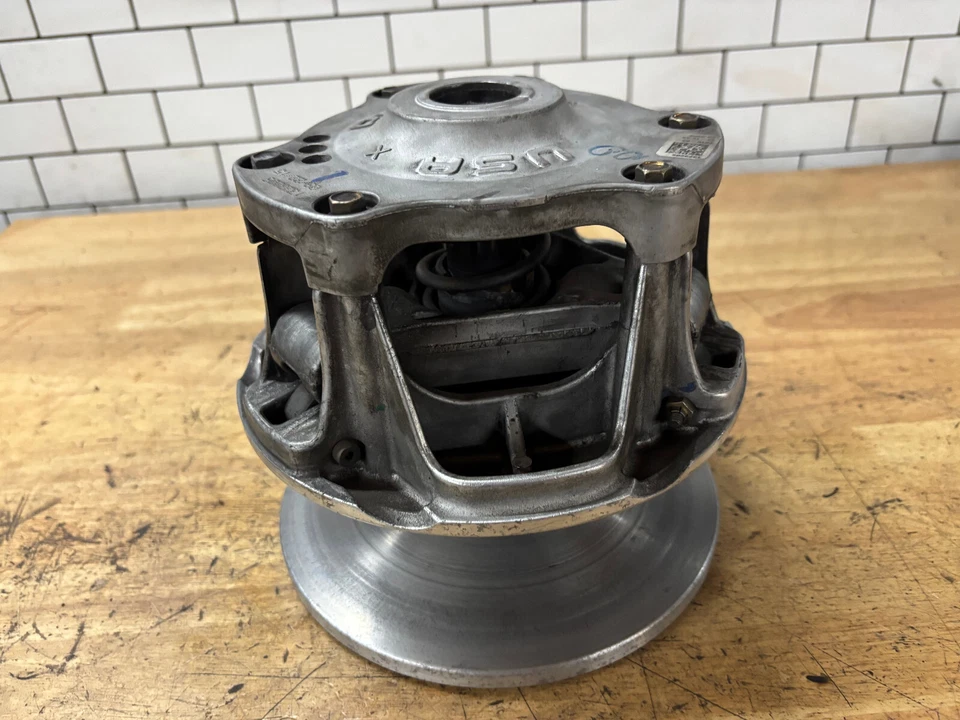 Embrague primario Polaris Switchback Adventure Titan 800 Assault Indy AXYS 15-23 OE Foto 2 de 4