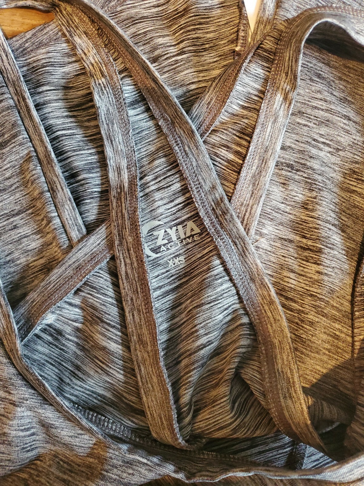 Zyia Active Heather Gray Open Split Back Cross Ta… - image 6