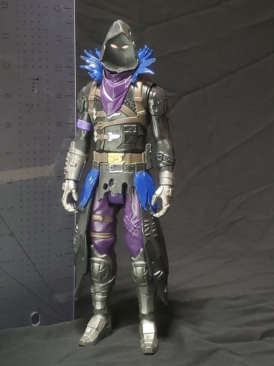 2020 Jazwares Fortnite Victory Series Raven 12