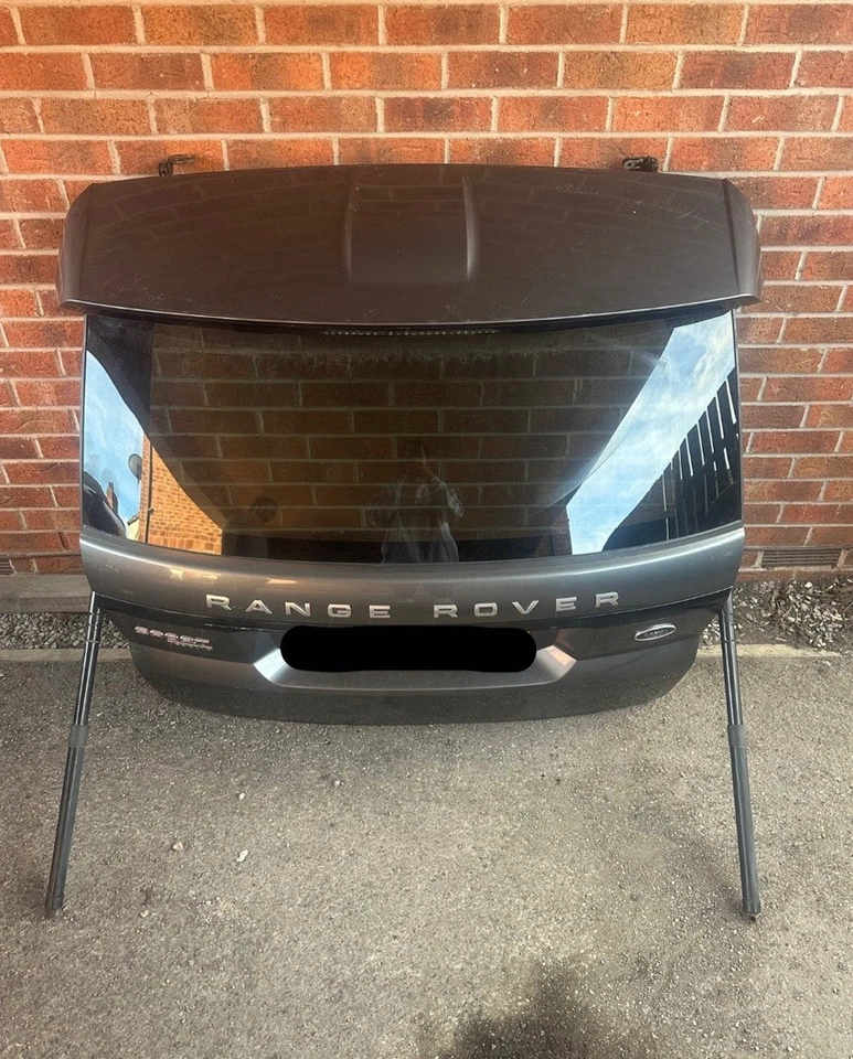 Серая крышка багажника/задняя дверь Range Rover Sport L494 2015 - Изображение 2 из 4