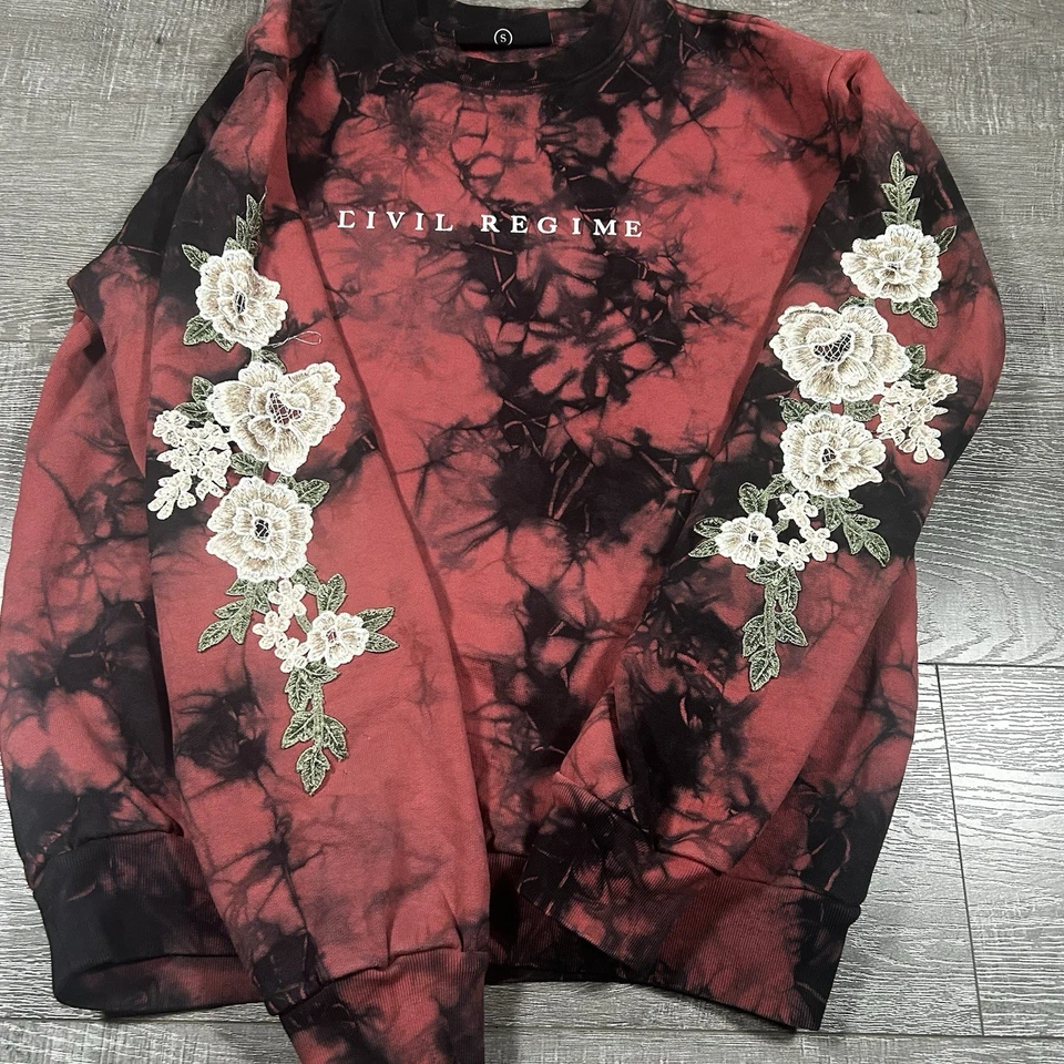 Moletom Civil Regime floral bordado vermelho tingido gola redonda pequeno - Imagem 4 de 4