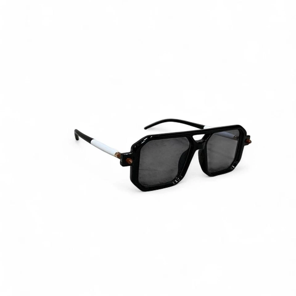 Paquete de tres pares de gafas de sol - lentes negras, blancas y ámbar Foto 4 de 4