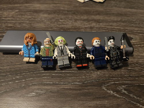 HORROW HALLOWEEN MINIFIGURES ๐et Of Just 6 Figures Total!!