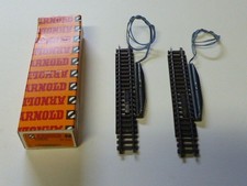 Lot 2 rails de décrochage électrique ARNOLD  N en TBE et en boîte d'origine