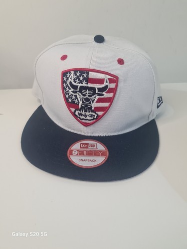 New Era 9fifty Chicago Bulls Windy City Adjustable Flat Cap Good Condition - Picture 11 of 13
