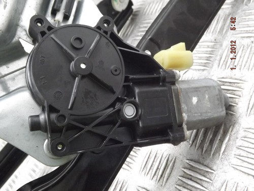 Chevrolet Orlando Right Driver Offside Front Electric Window Regulator 10-2015D - Picture 3 of 6