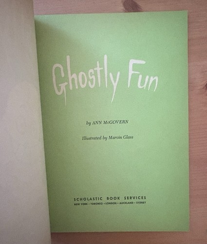 Vintage 1970 Ghostly Fun by Ann McGoven Scholastic Paperback First Edition Book - Picture 2 of 5