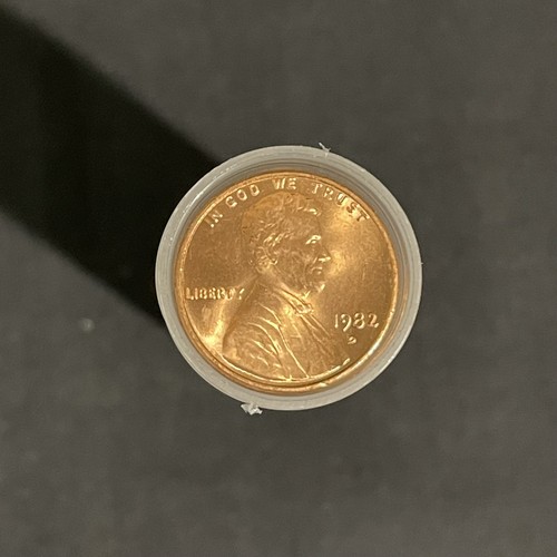 1982 D Lincoln Cent Zinc Large Date Roll 50 Coins (UNCIRCULATED) - Picture 3 of 3