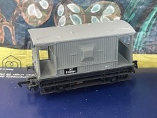 Bachmann OO Gauge 33-801 20 Ton Brake Van E168064 in BR (E) Grey Livery