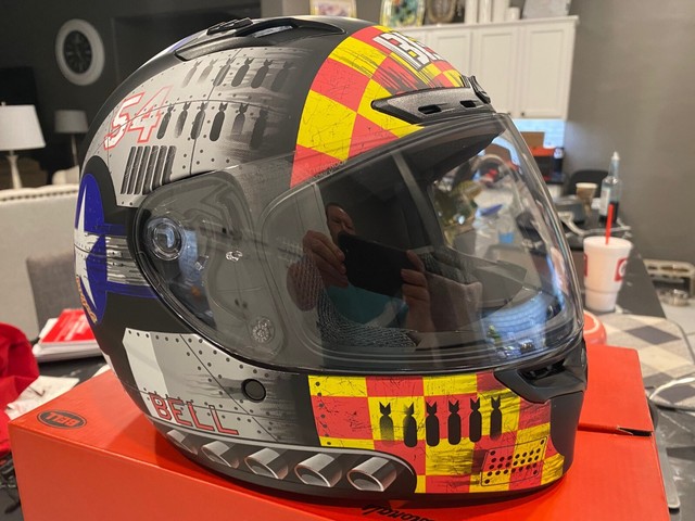Bell Qualifier DLX MIPS Helmet - Devil 