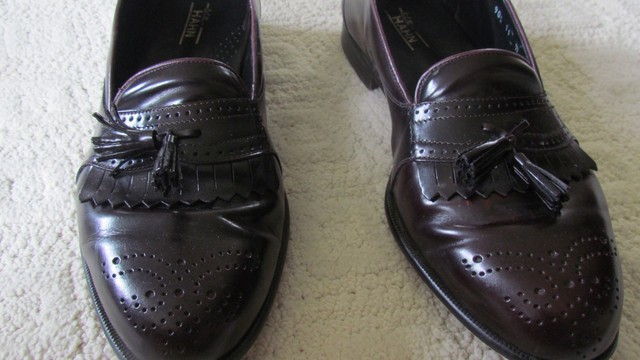 dark burgundy dress shoes