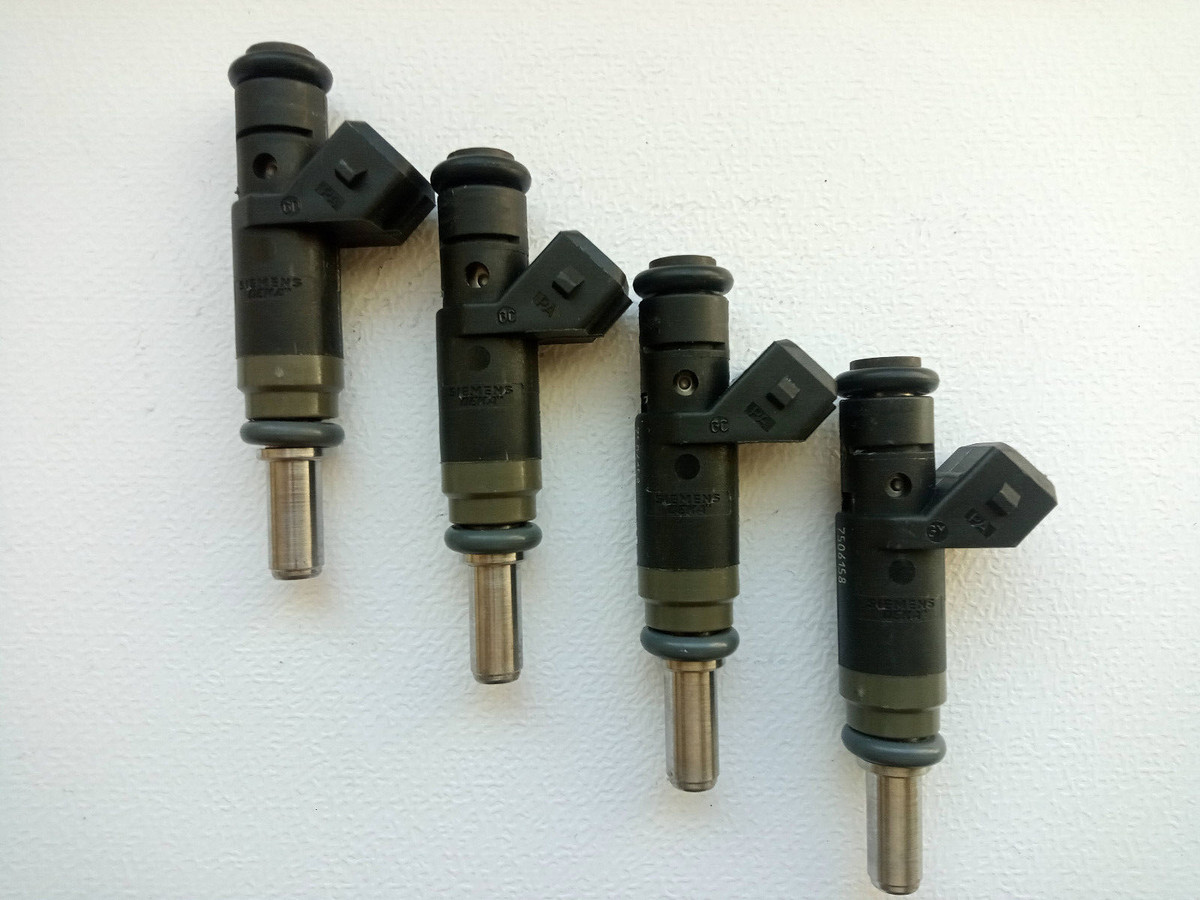 Injectors Siemens 7506158 BMW E87 E46 E90 E83 E85 N42 N45 N46 x 4 