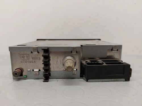 8200354522 Sistema Audio/Radio Cd para RENAULT TRAFIC II COMBI 115435 - Imagen 3 de 4