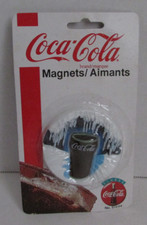 VINTAGE 1997 Coca-Cola Magnet Circle Winter Snow #51494 NIP