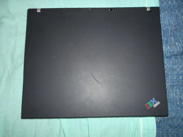 IBM THINKPAD T43 2668 14,1" NOTEBOOK, VENDUTO COME NON FUNZIONANTE  - Immagine 3 di 4