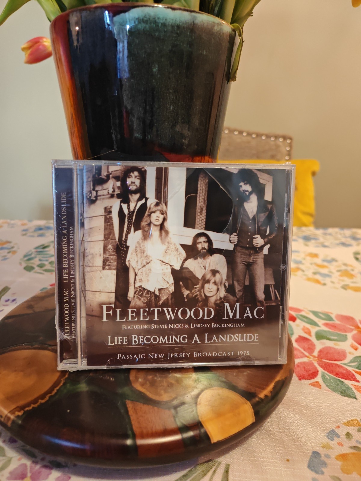 Fleetwood Mac ~ Life Becoming A Landslide CD Album. New . Free Post