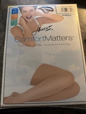 NEW Hanes Day Sheer Control Top Pantyhose Hose Sandalfoot Style: 00L81 Size EF