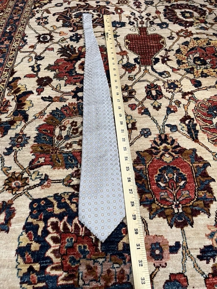 Corbata Preppy Para Hombre Canali Plateada Floral Pura Seda Hecha en Italia Foto 2 de 4