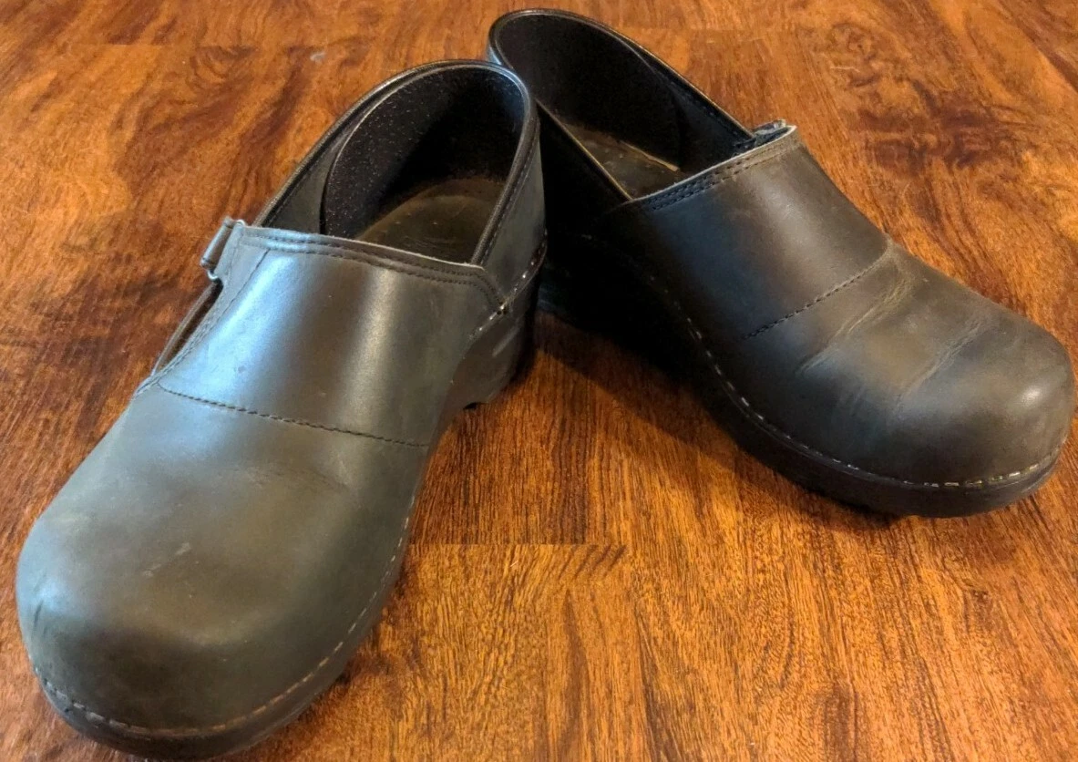 Where are cheap dansko clogs made