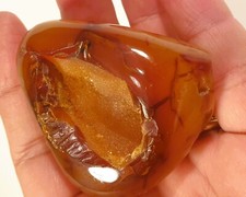 Minerale*** GEODE CORNIOLA NATURALE - cod. 01 - cm.5,00x3,20x5,80 - Leg.Descriz.