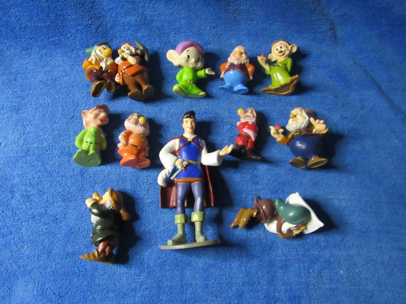 Snow White and the Seven Dwarves Disney Applause Figures PVC Lot Of 12 w/ Prince