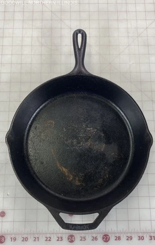 Vintage Lodge Cast Iron Skillet Size 1
