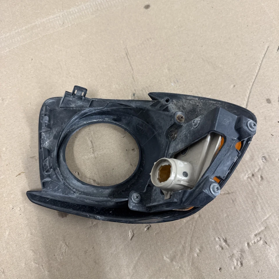 Mazda 2013-2015 MX-5 Miata Left Fog Light Trim Bezel NP06-50-C21A - Image 2 of 4