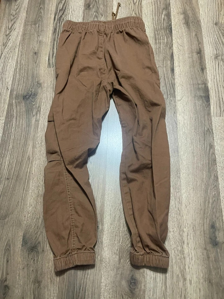Pantalones H&M, Juvenil Niño Talla 8, Marrón, Pantalones Jogger, Cintura Atada Foto 2 de 4