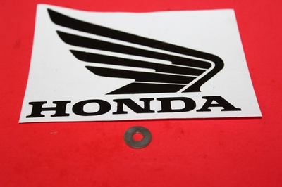 #ad NOS GENUINE HONDA WASHER STOPPER 5MM ATC110 ATC70 ATC90 OEM # 90483 040 000 $2.95