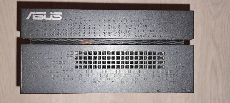 PC ASUS VivoMini VC66 Intel Core i5 7400 CPU @ 3,0 U GHz 8 GB de RAM Windows 10 Foto 2 de 4