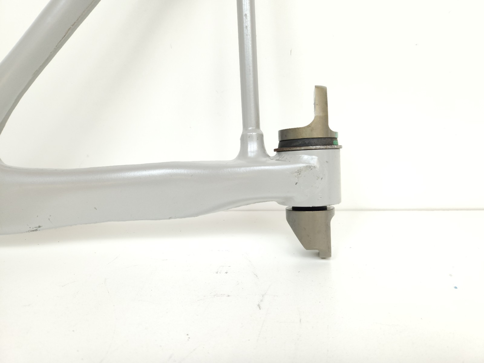2015-2017 MCLAREN 675LT P1 FRONT RIGHT LOWER WISHBONE CONTROL ARM SUSPENSION OEM