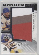 2022 SP Game Used NHL Heritage Classic Banner Year Relics Vincent Hinostroza 2d8