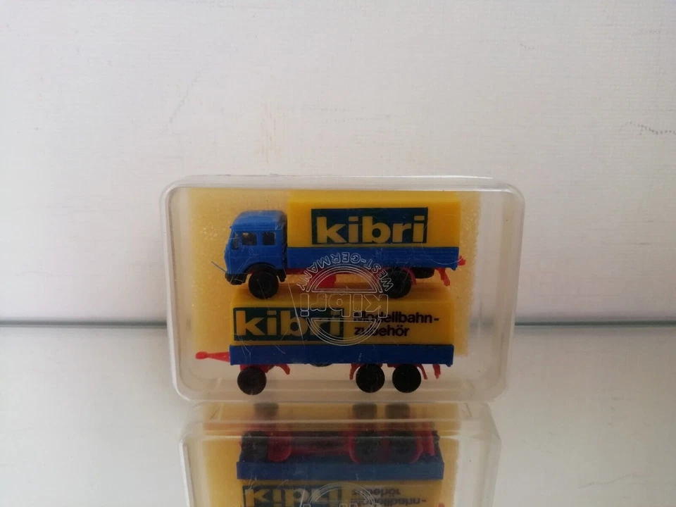 Kibri Mercedes Benz Mit Trailer Modellbahn Zubehör Mint Boxed RARE - image 2 of 4