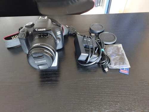 Dgitale Spiegelreflexkamera CANON EOS 1300D