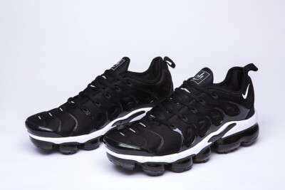 New Nike Air Vapormax Plus Black, Men's, Air Cushion Shoes - Size 7-12