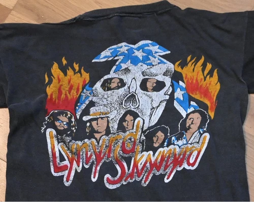 LYNYRD SKYNYRD original concert '76-77 TOUR tee 1970s vintage concert t-shirt, vintage, single stitch, B+ condition