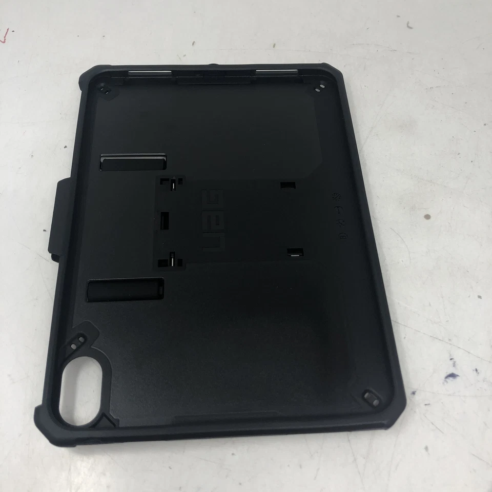 URBAN ARMOR GEAR UAG 11" Designed for iPad 2022,Black{P/N:12339HB14040} - Image 2 of 4