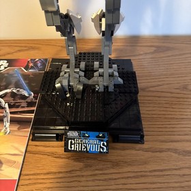 LEGO Star Wars: General Grievous (10186) Incomplete w/ Plate Sticker