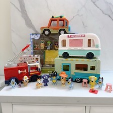 Bluey Playsets- 4 Caravan Adventure Camper, Ice Cream Truck, Fire  Camp Out