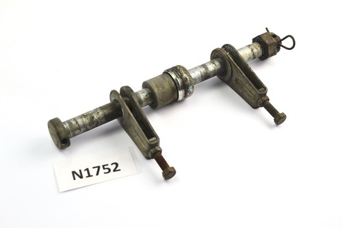 Kawasaki GPZ 305 EX305A Bj 1986 - Hinterachse Radachse Achse hinten N1752