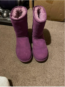 ugg boots size 5