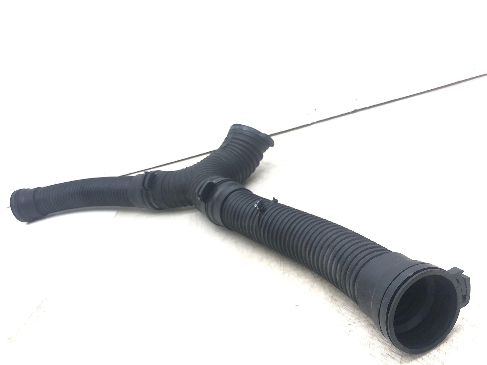 2009 ASTON MARTIN V8 VANTAGE 4.7L AIR INTAKE Y PIPE DUCT HOSE 6G33-9C623-DB OEM