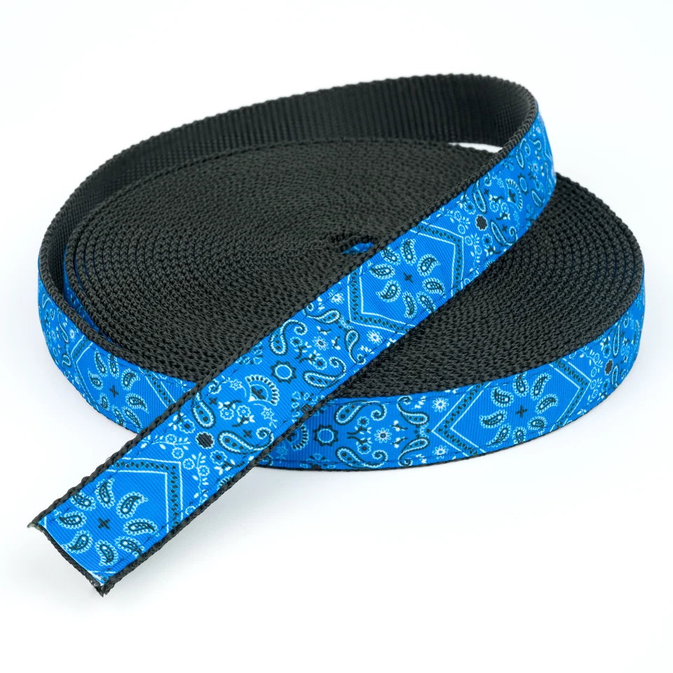 Bandana azul Country Brook Design® 3/4 pulgadas con correas de nailon negro, 50 yardas Foto 4 de 4