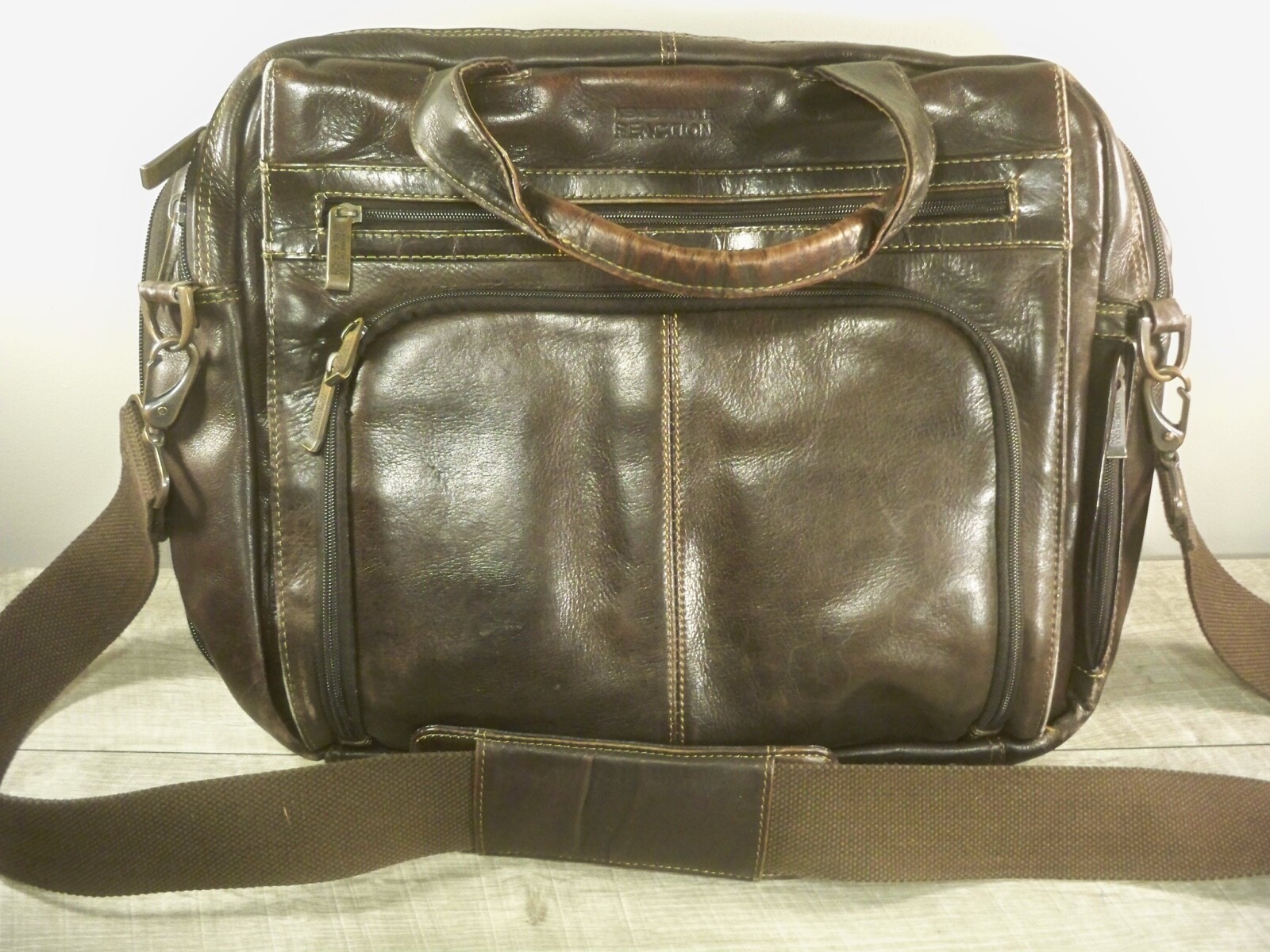 kenneth cole satchel bolsas