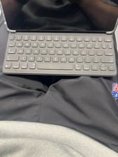 Apple Smart Folio Keyboard Case