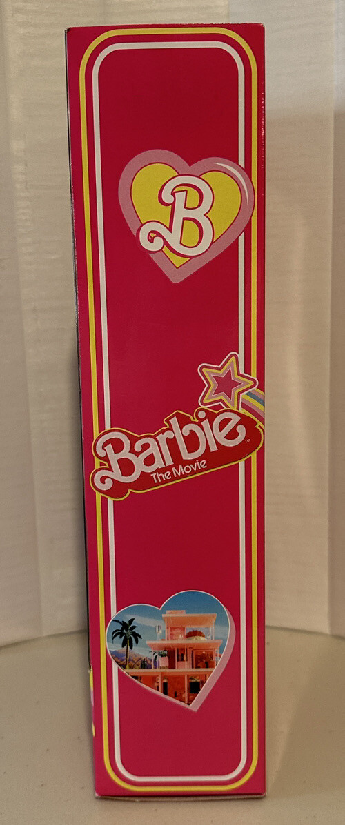 Barbie 新品タグ付きコート Barbie The Movie Barbie in Pink Gingham Dress Doll - HPJ96 - NRFB