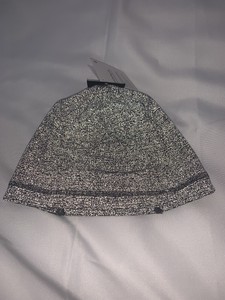 lululemon hat with ponytail hole