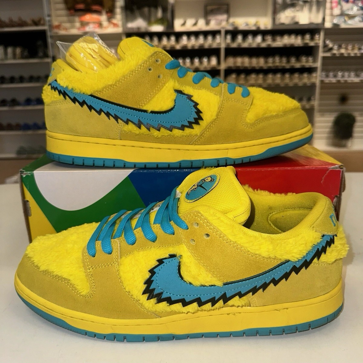 Size 13 - Nike Dunk Low SB x Grateful Dead Yellow Bear | eBay Size 13 - Nike Dunk Low SB x Grateful Dead Yellow Bear | eBay