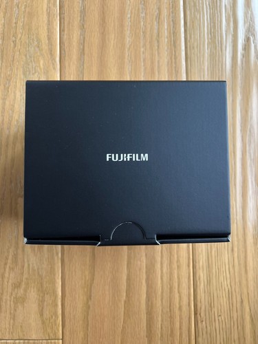 FUJIFILM Fujinon Fuji XF 27mm f/2.8 R WR Black Pancake Lens from JP - Picture 1 of 3